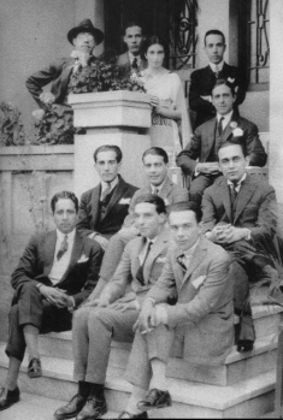 Na fotografia, entre outros modernistas, Mário de Andrade e Guilherme de Almeida